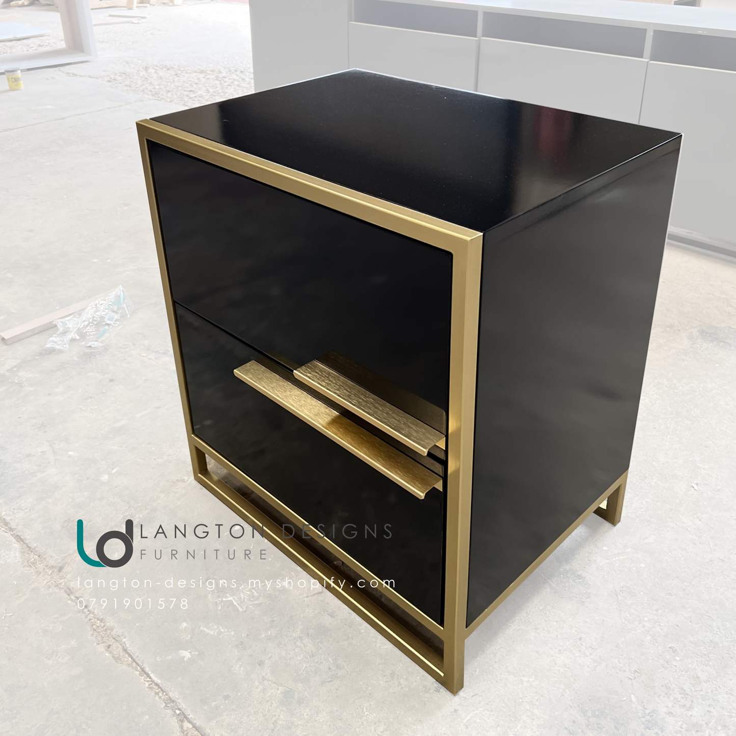 Boni - 10 pedestal