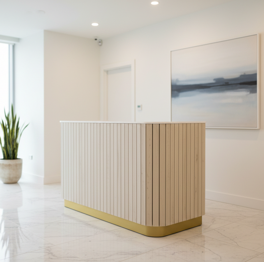 Mpho - 01 reception desk